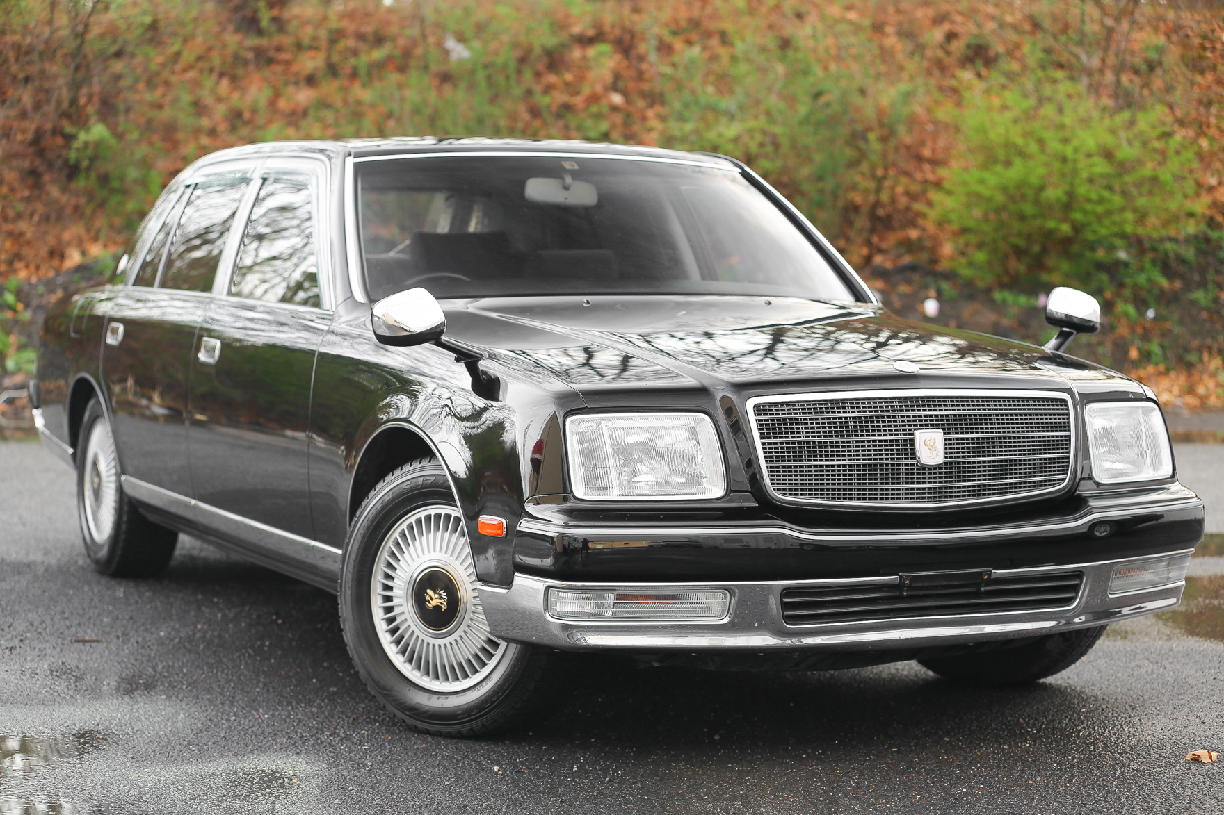 1997 Toyota Century V12 - Available for $34,995