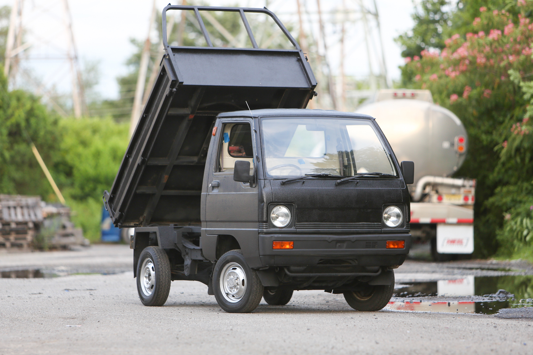 1988 Mitsubishi Minicab 4WD DUMP - SOLD