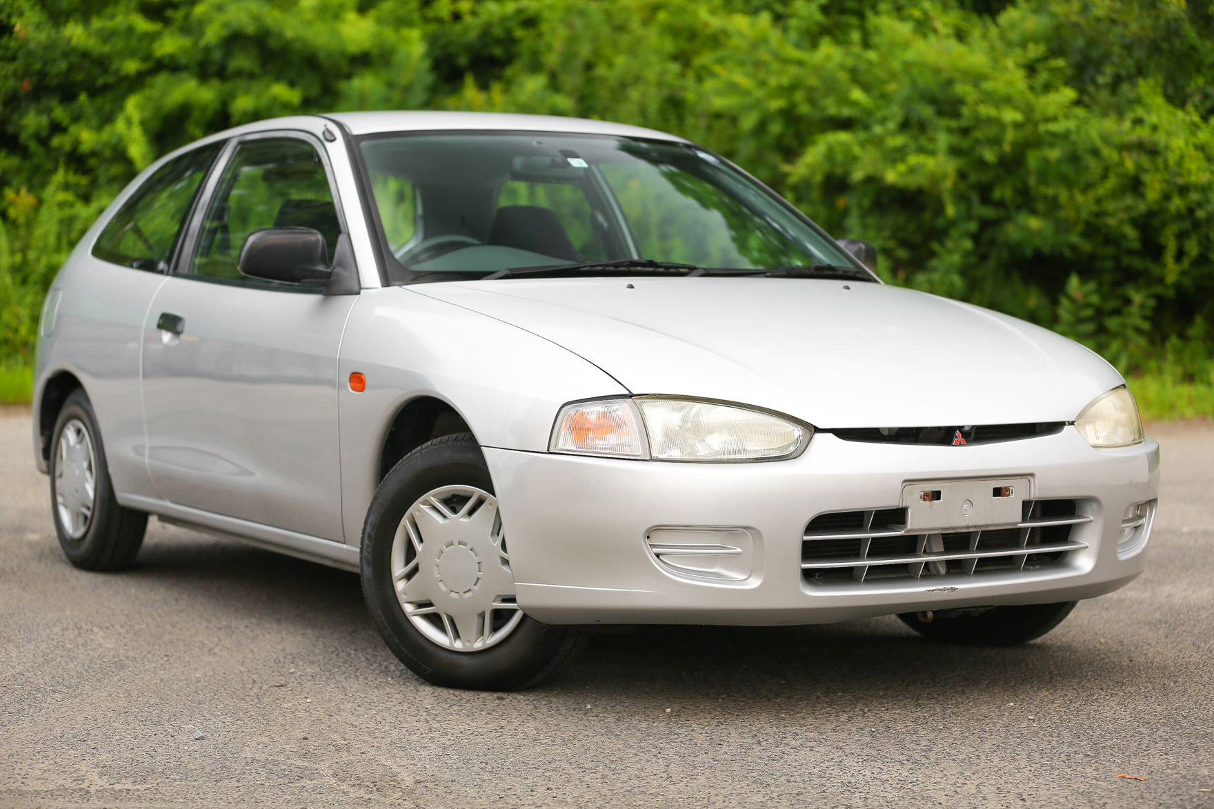 1996 Mitsubishi Mirage Cyborg - $8,950